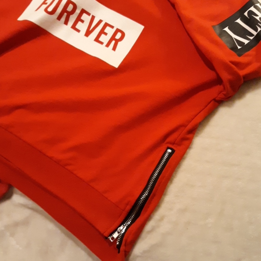 Half sweatshirts - Picture 7 of 7